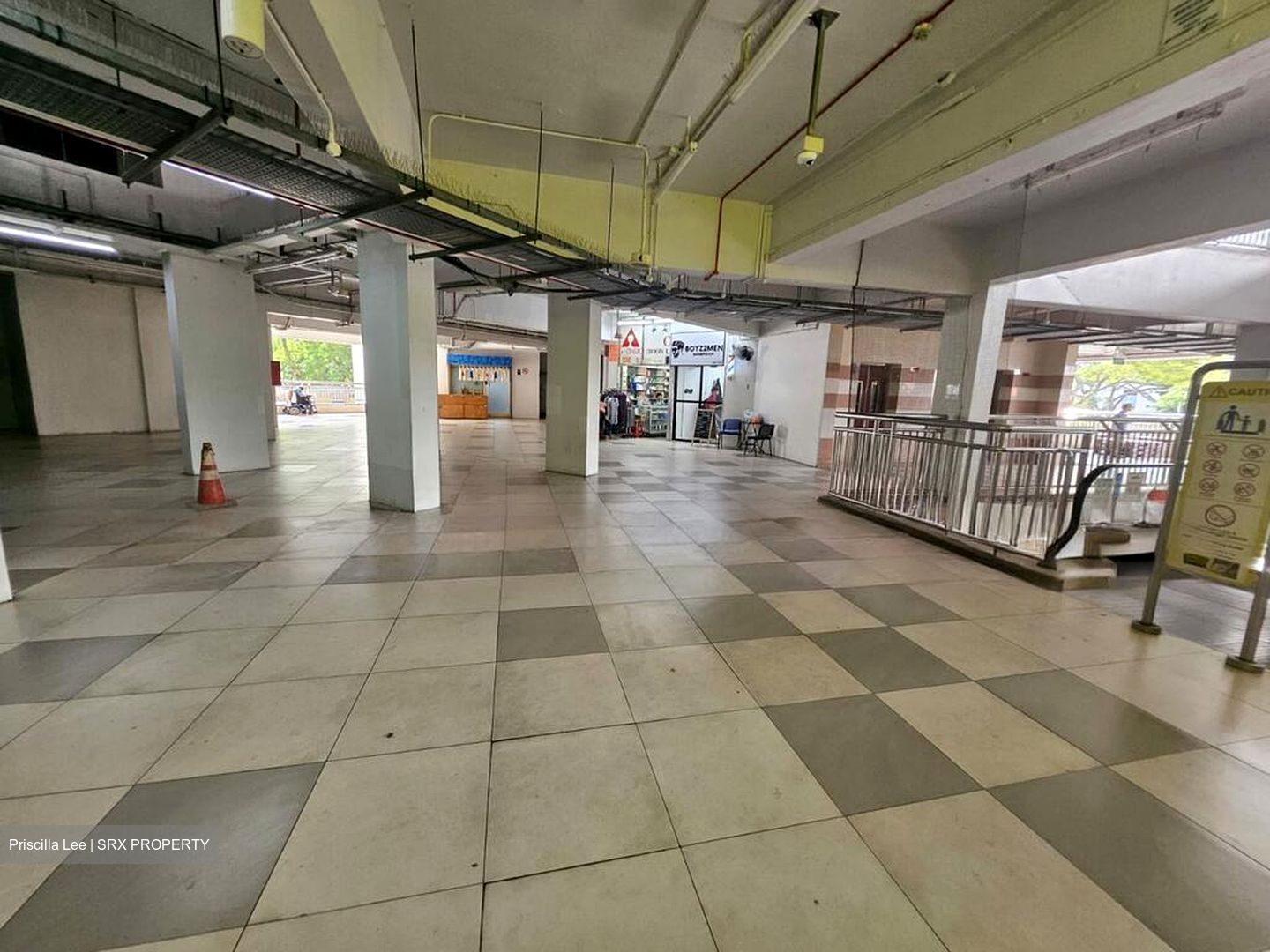 Boon Lay Shopping Centre (D22), Shop House #522472821